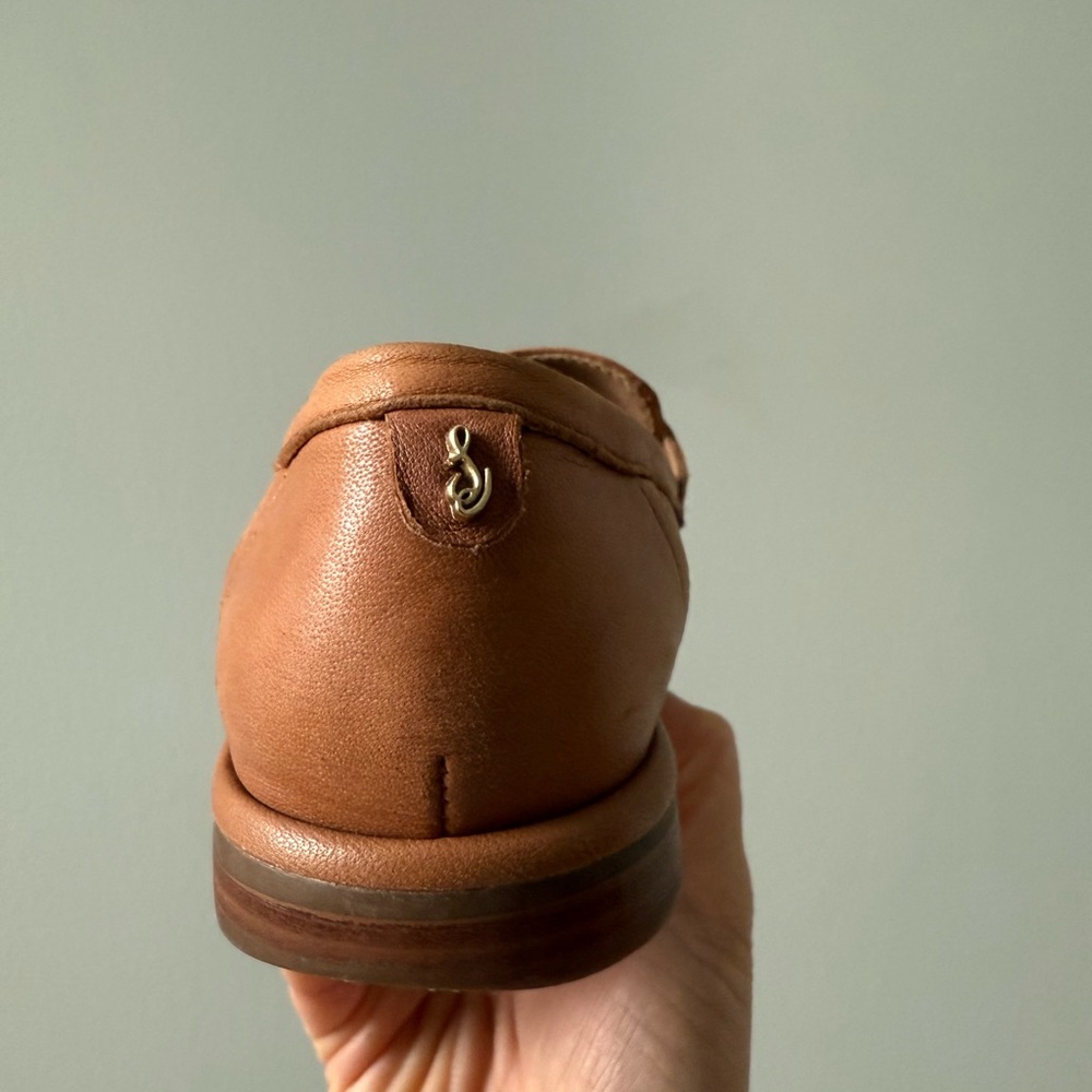 Sam Elderman | Size 6 | Classic Tan Loafers - Picture 4 of 7